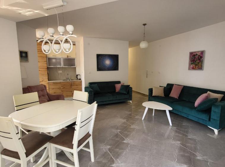 Magnificent apartment in Rafailovici close to the sea