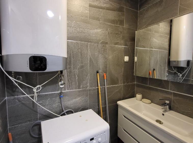 Magnificent apartment in Rafailovici close to the sea