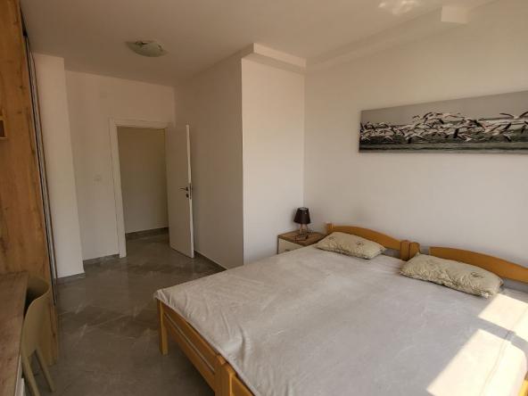 Magnificent apartment in Rafailovici close to the sea