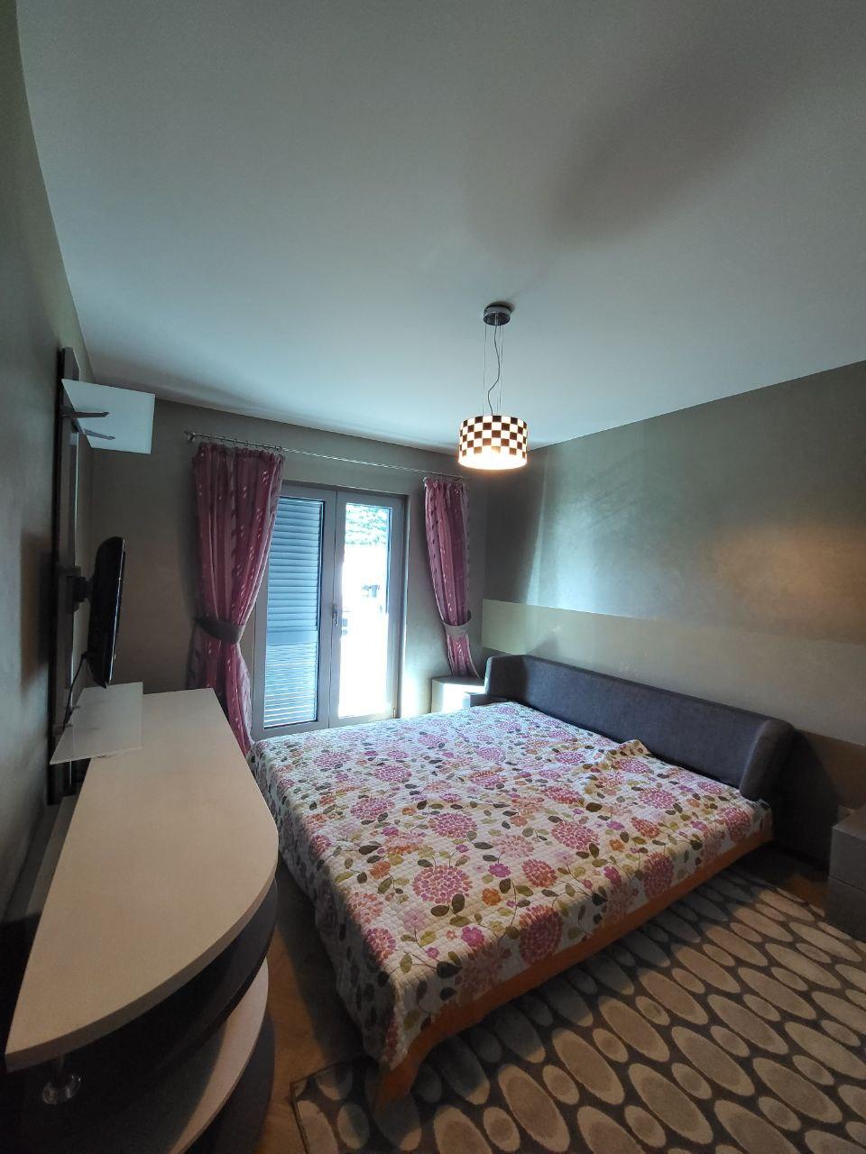 Family apartment with 3 bedrooms in Budva