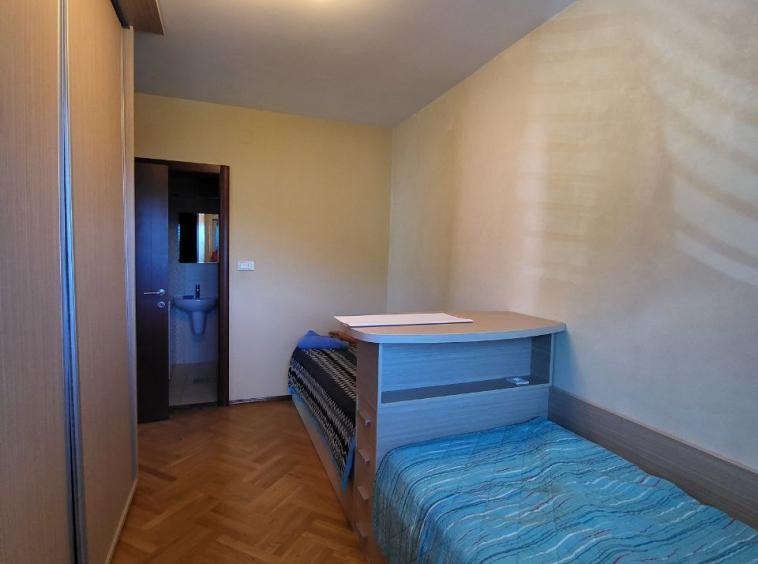 Family apartment with 3 bedrooms in Budva