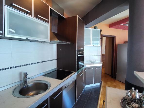 Family apartment with 3 bedrooms in Budva