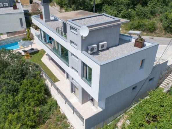 villa in montenegro for sale