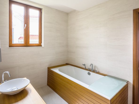 kotor house for sale