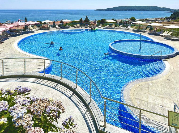 buy apartment in Becici