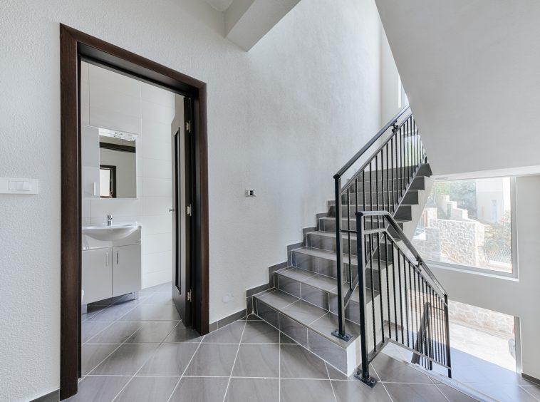 buy house bar montenegro