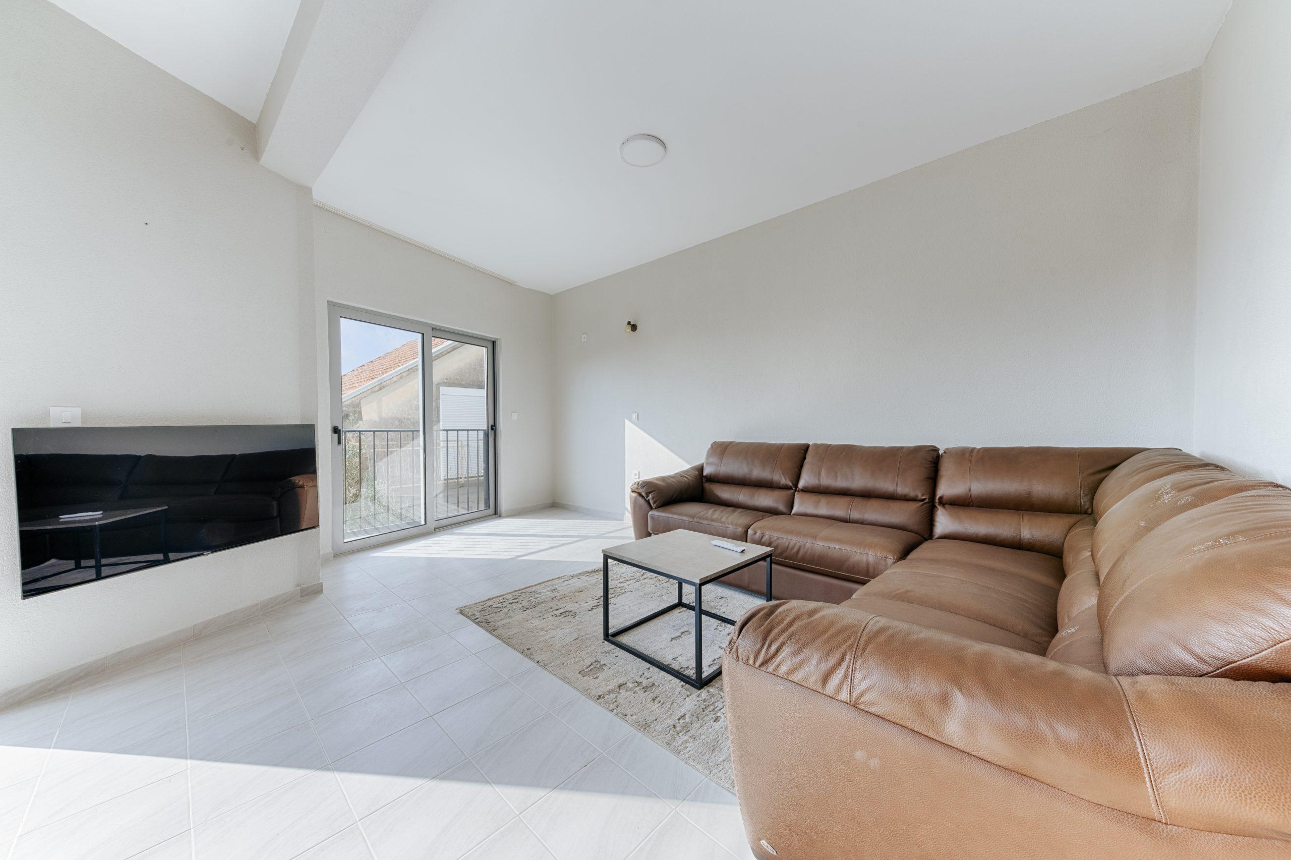 buy house bar montenegro