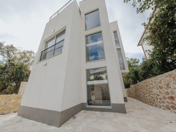 buy house bar montenegro