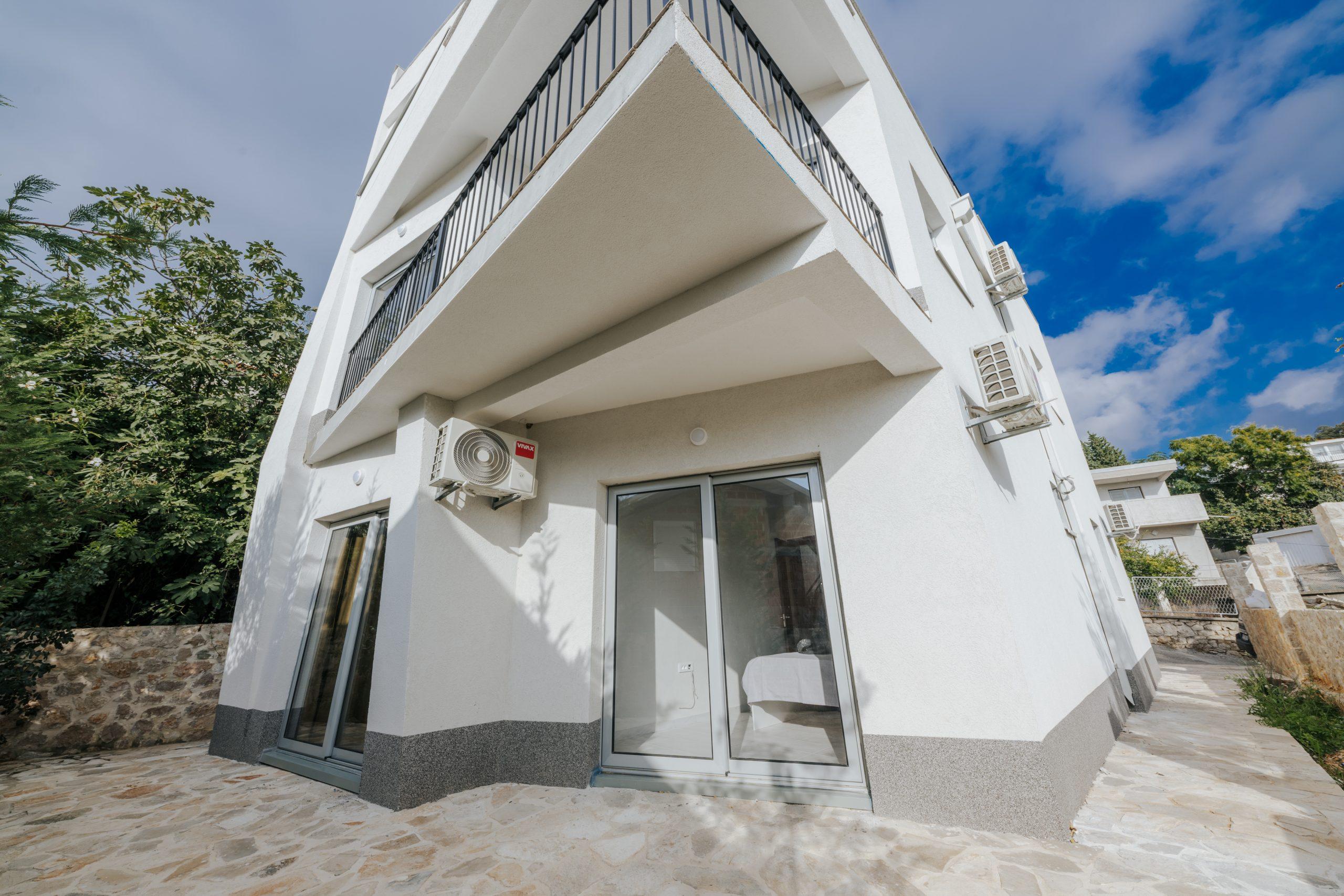 buy house bar montenegro