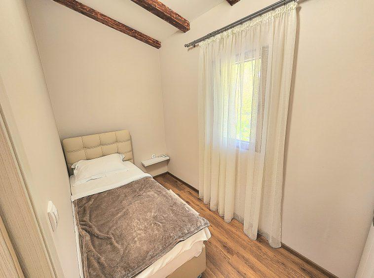 rent a villa in montenegro