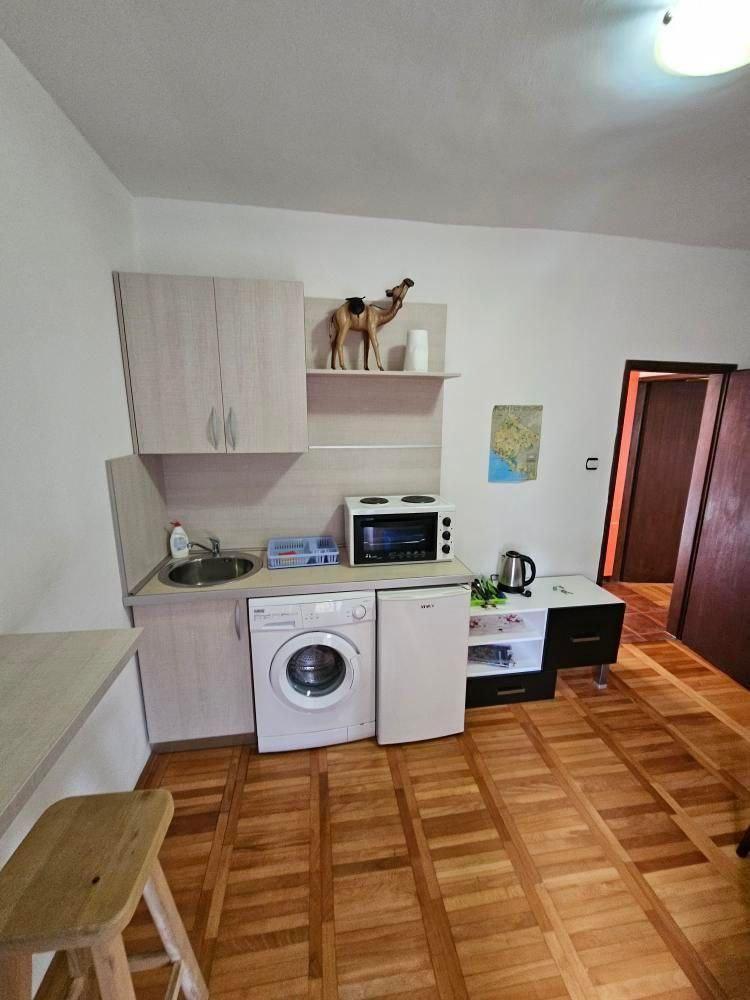 buy house in kotor