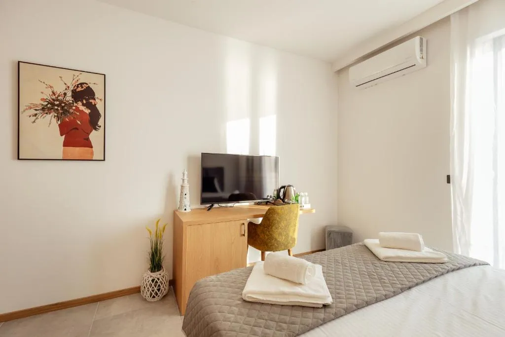 Sale of an operating hotel in the region of Herceg Novi. Magnificent location, first line to the sea, just 50 meters to the equipped beach.