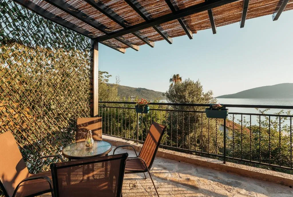 Sale of an operating hotel in the region of Herceg Novi. Magnificent location, first line to the sea, just 50 meters to the equipped beach.