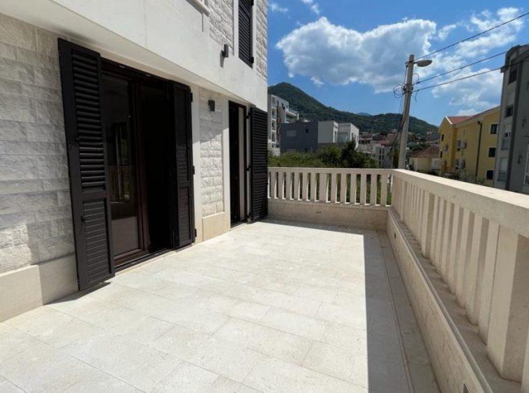 One bedroom apartment in Tivat