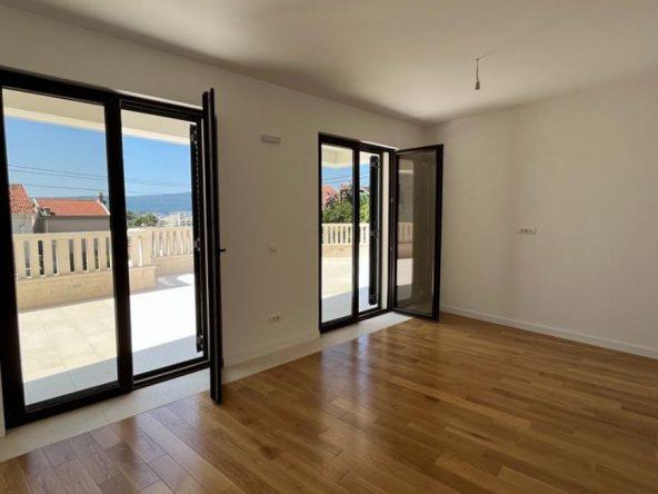 One bedroom apartment in Tivat