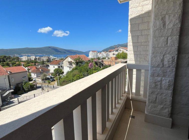 2 bedroom apartment for sale in Tivat
