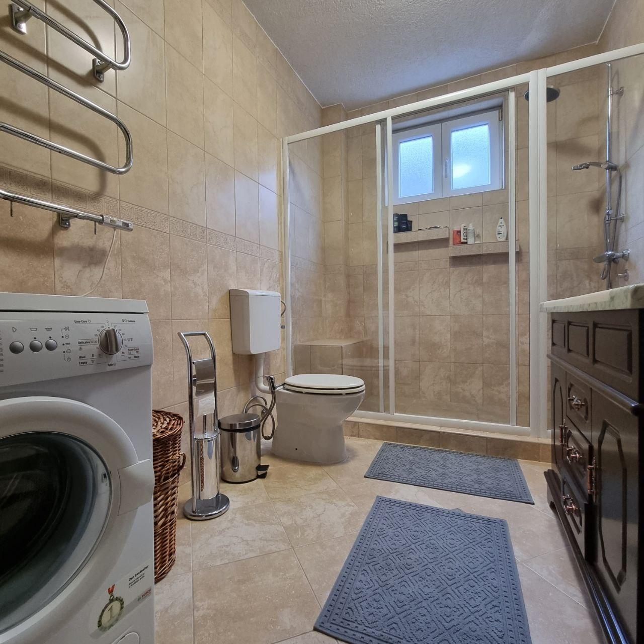 Properties For Sale in Prcanj