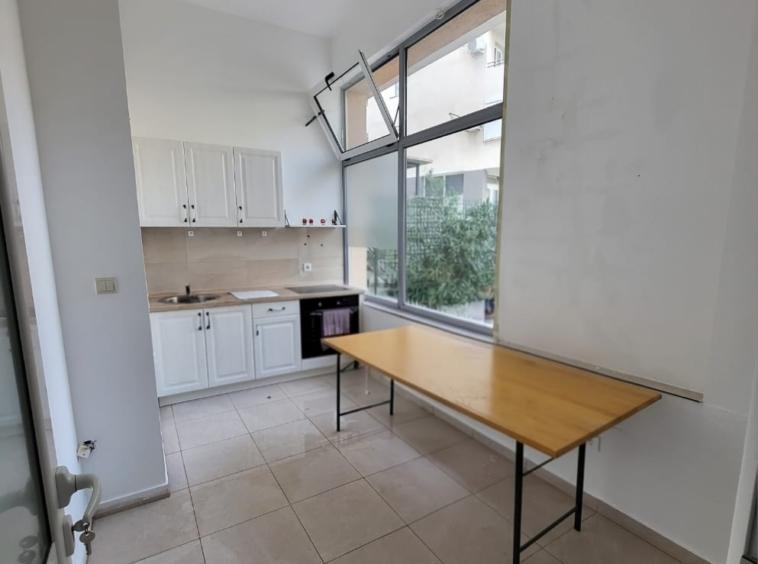 commercial property for sale in Budva