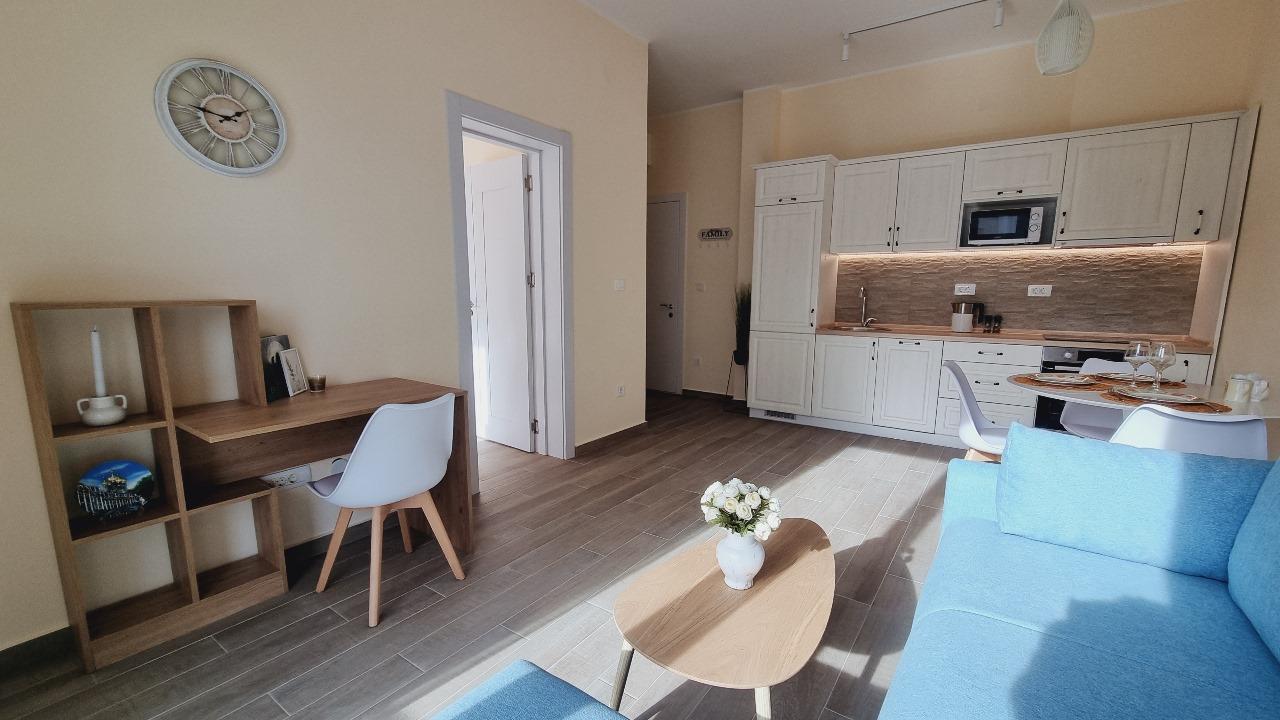 Apartments for rent in Becici