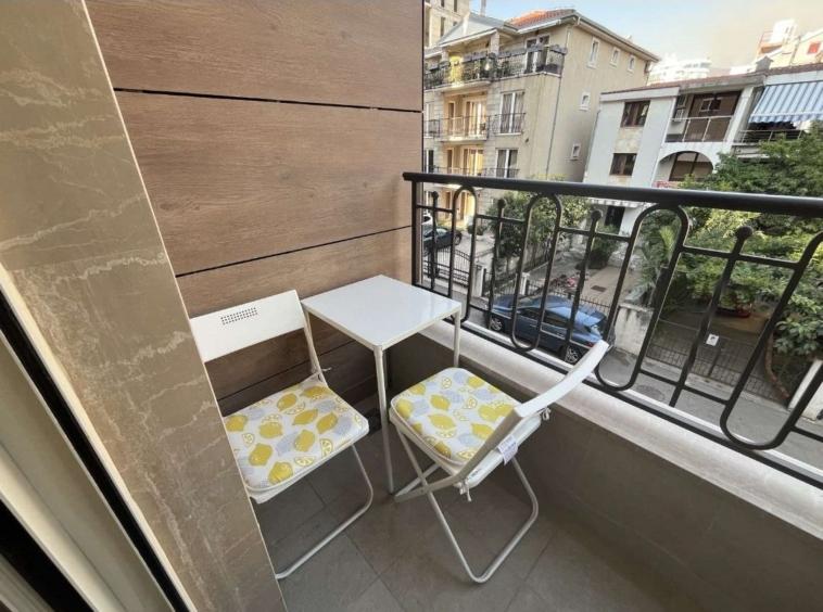 studios for rent in Budva