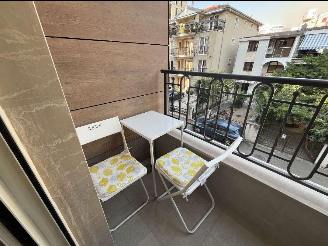 studios for rent in Budva